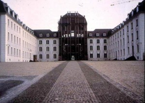 Jochen Gerz, 2146 Steine – Platz des unsichtbaren Denkmals, Saarbrücken 1990-93