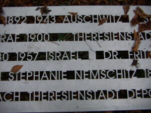 Hans Kupelwieser, Denkmal für den jüdischen Friedhof, Krems 1995